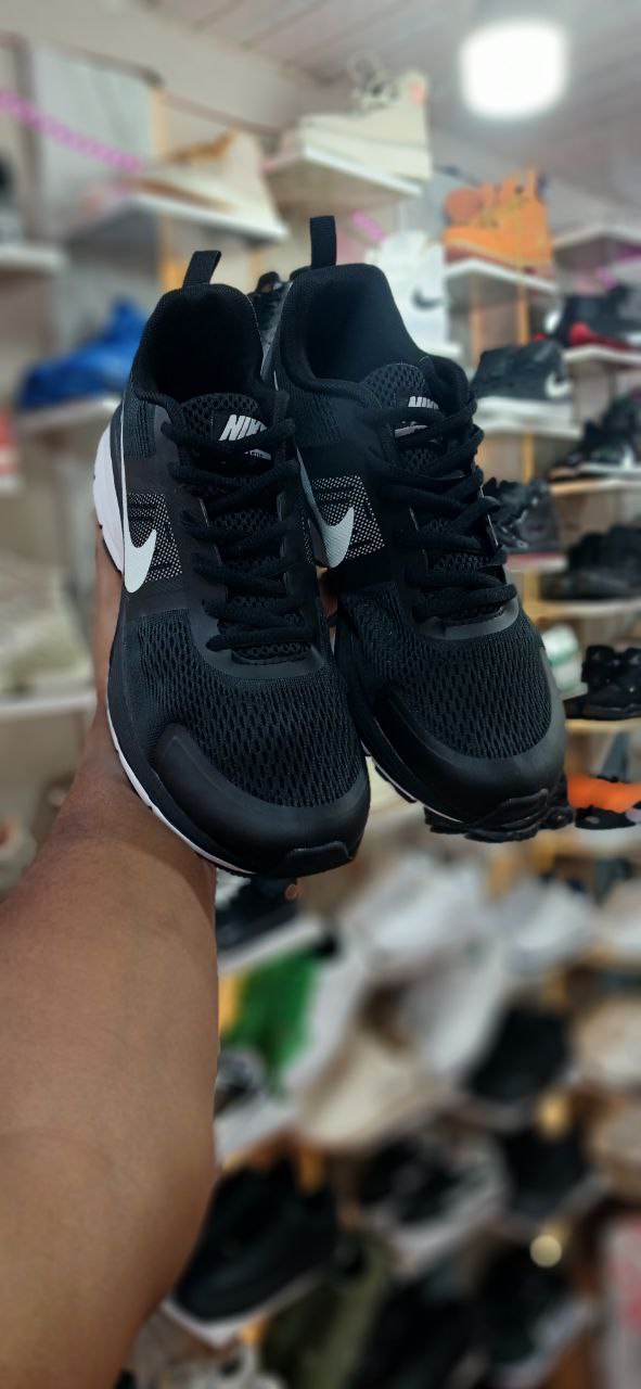 Nike Shield Men's Shoes