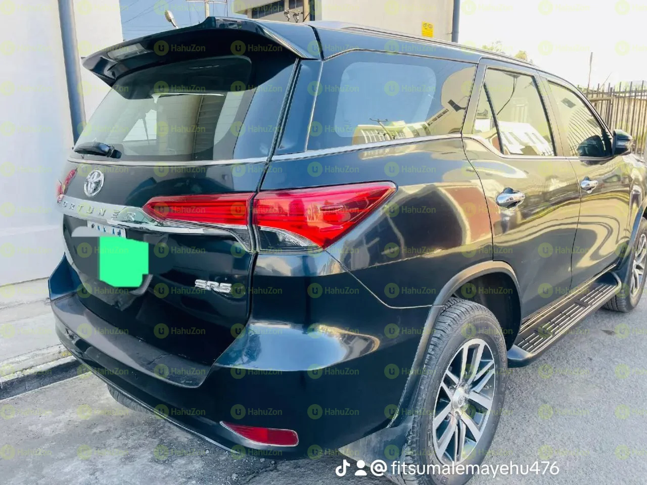 2017 Model-Toyota Fortuner