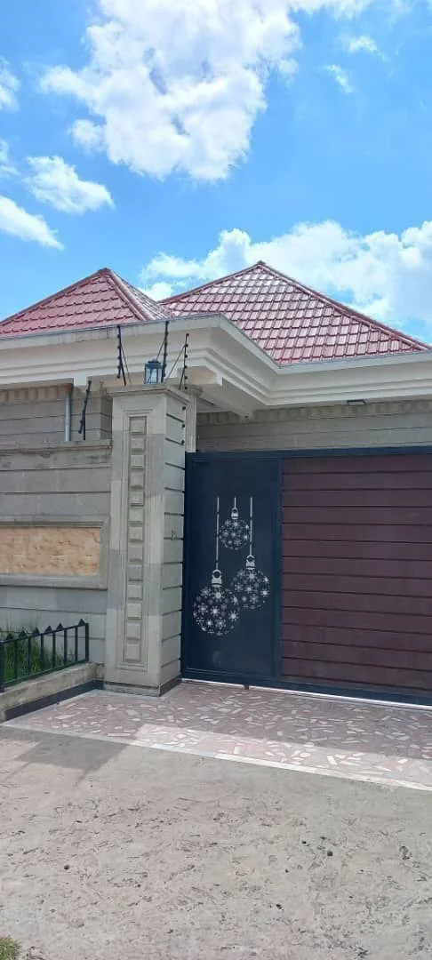 250 ካሬ የሚሸጥ ቪላ ቤት በሰሚት