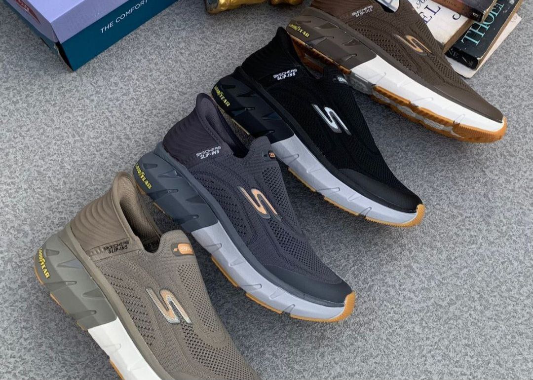 Skechers Max Cushion Men's Shoes