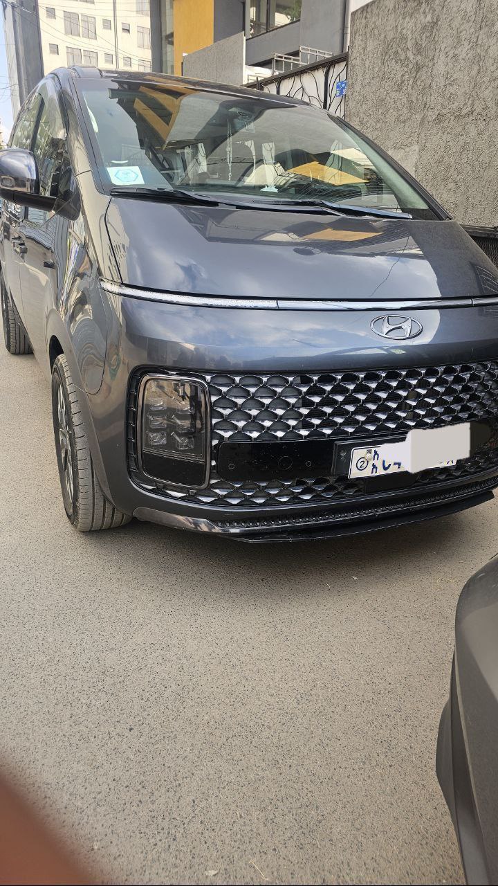 2022 Model-Hyundai Staria