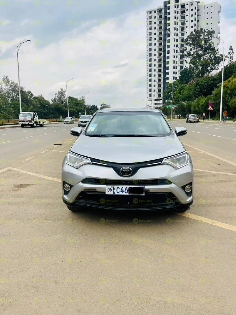 2017 Model-Toyota Rav4