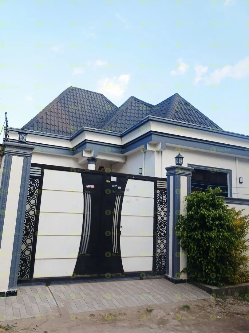 200 ካሬ የሚሸጥ ቤት በአያት