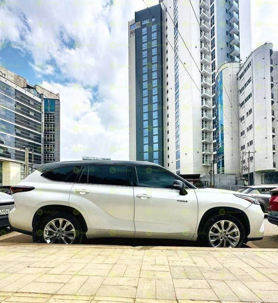 2-24 Model-Toyota Highlander