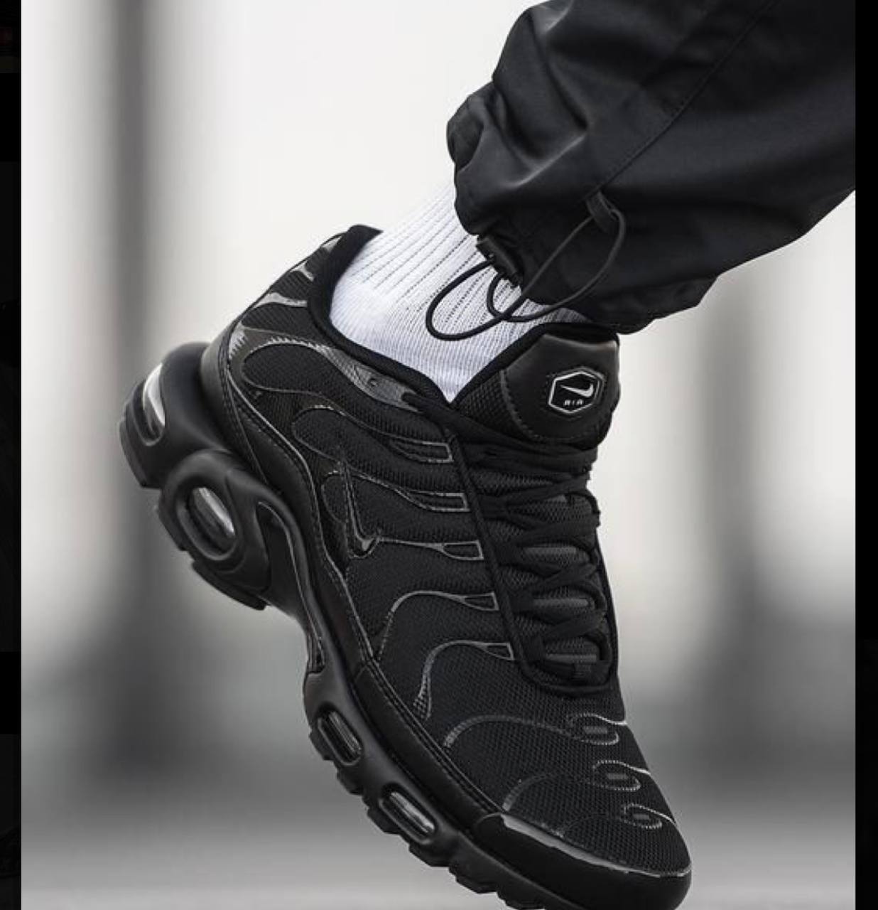Nike Air Max Plus TN Triple Black Low Men's Shoes