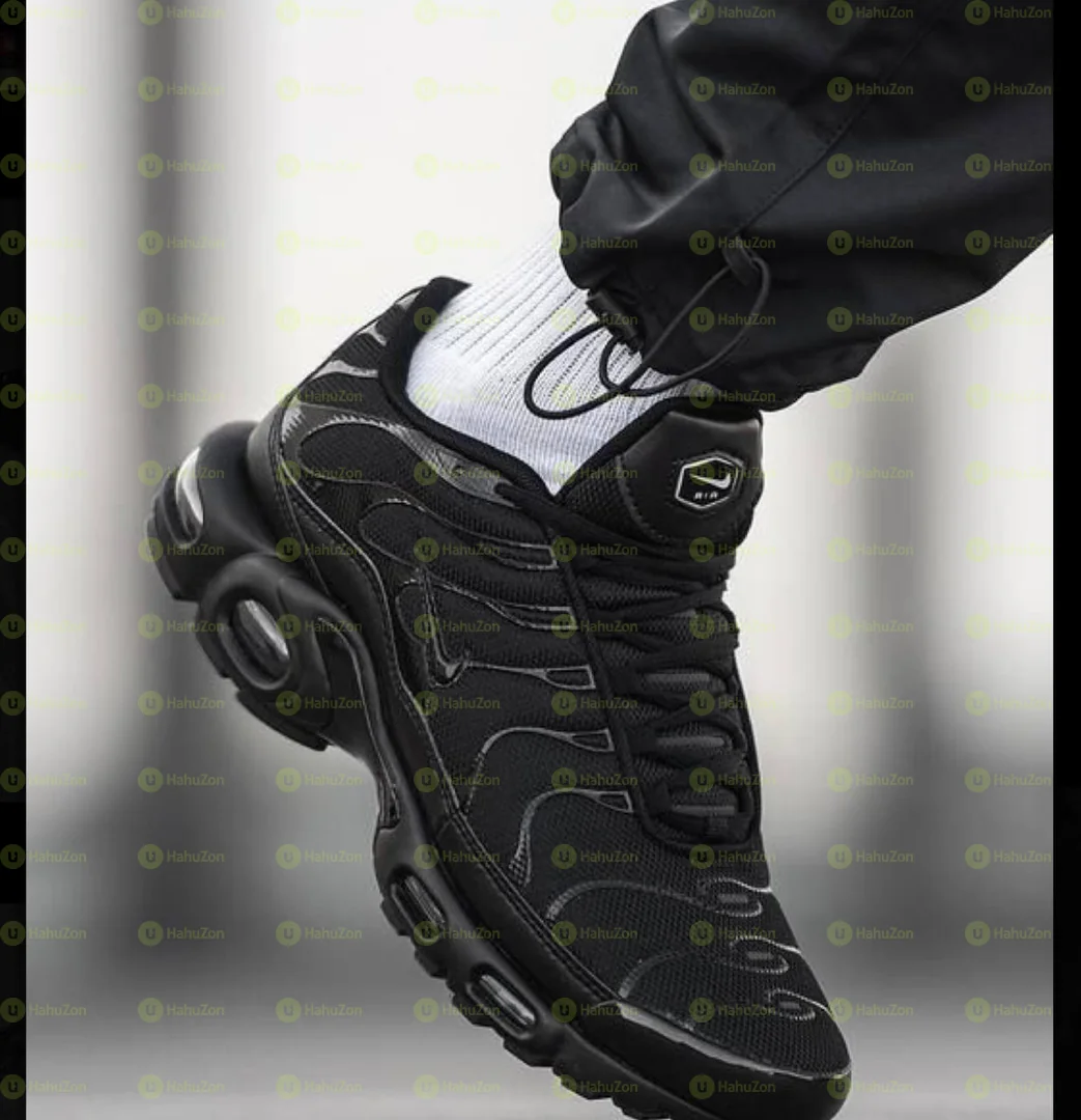 Nike Air Max Plus TN Triple Black Low Men's Shoes