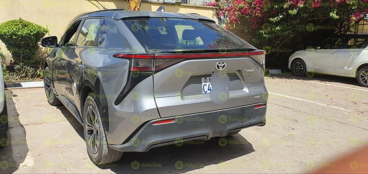 2021 Model-Toyota Bz4x (4WD)