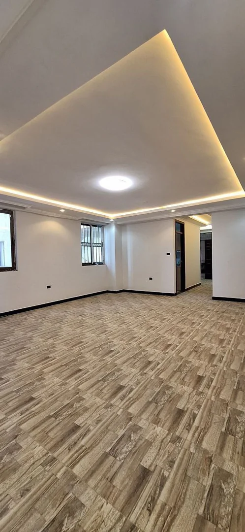 107 ካሬ የሚሸጥ 40/60 ኮንዶሚኒየም  በአያት 49