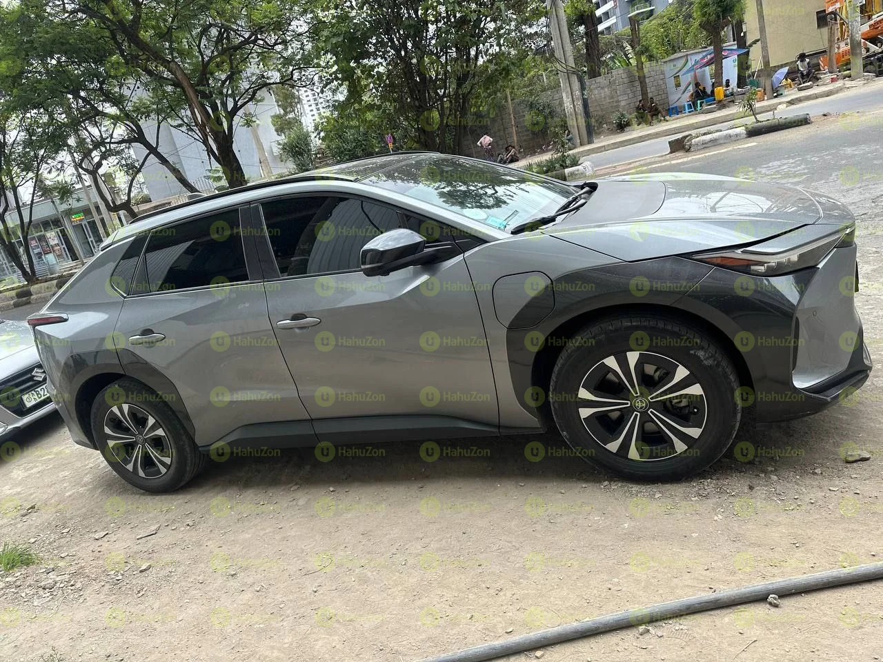 2023 Model-Toyota BZ4X (2WD)