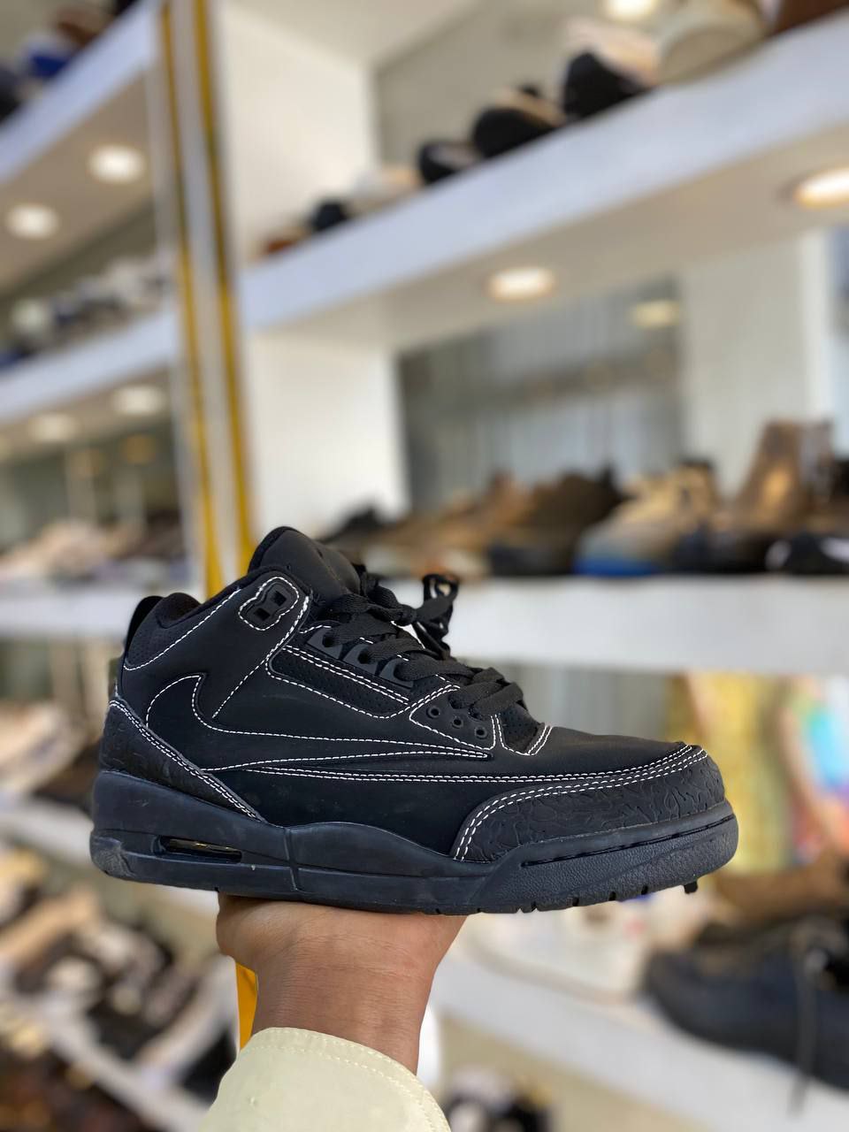 Jordan 3 x Travis Scott Men's Shoes