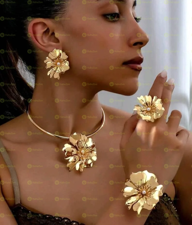 4 Set Women's Jewellery