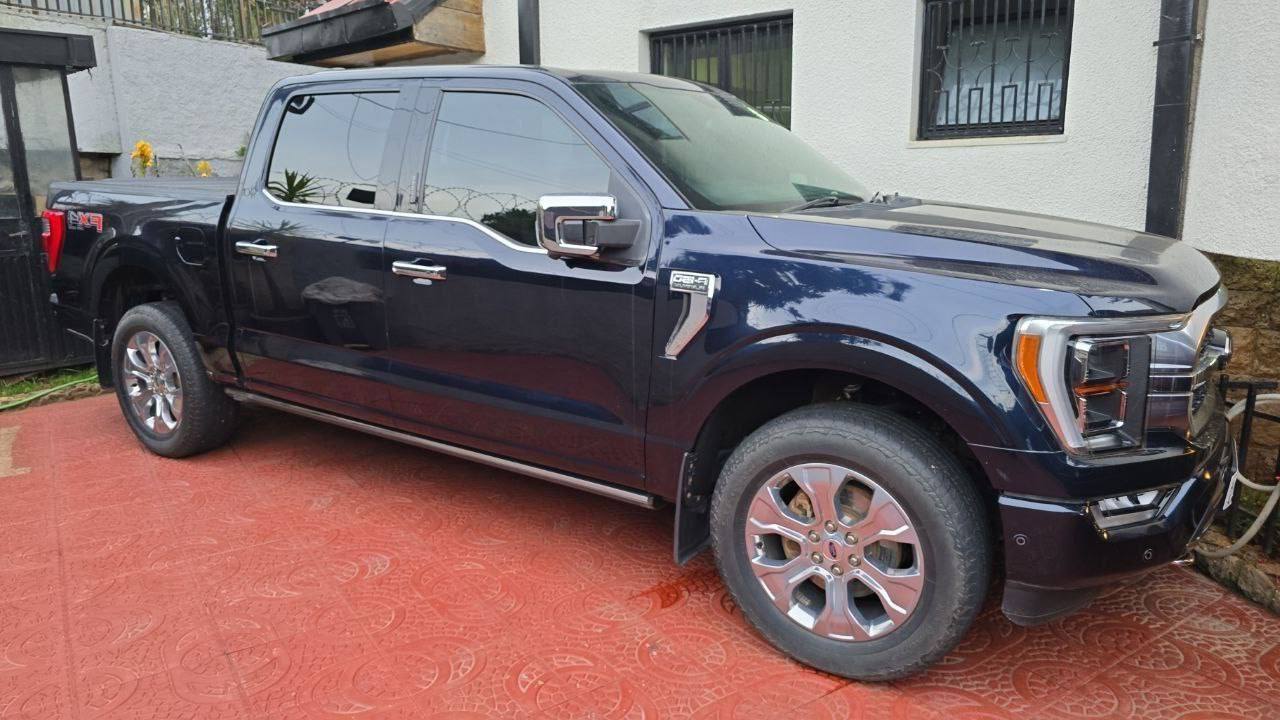 2021 Model-Ford F-150 Lariat Extended Cab