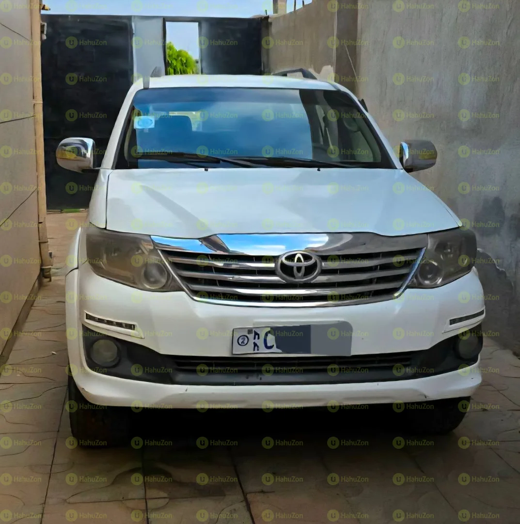 2009 Model-Toyota Fortuner