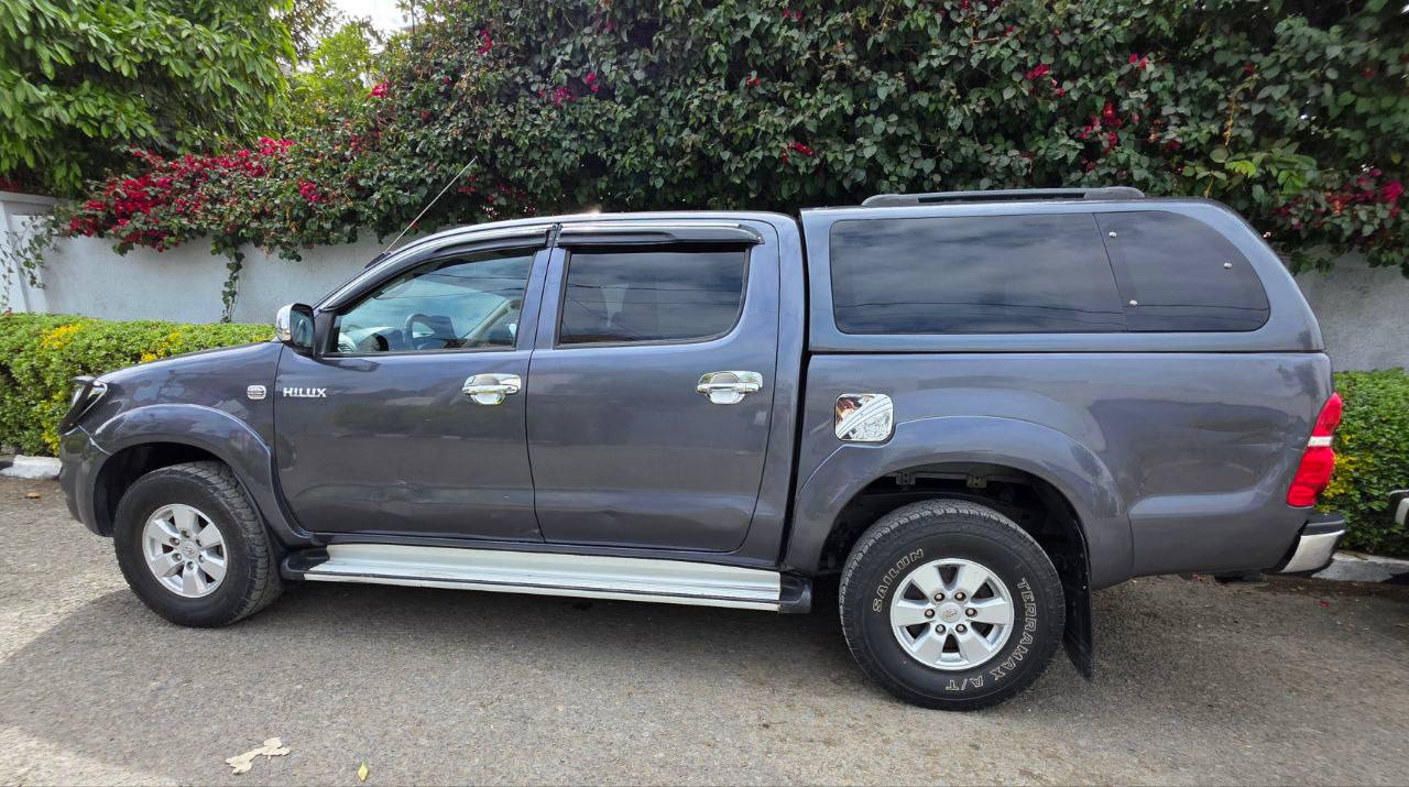 2009 Model-Toyota Hilux Double Cab