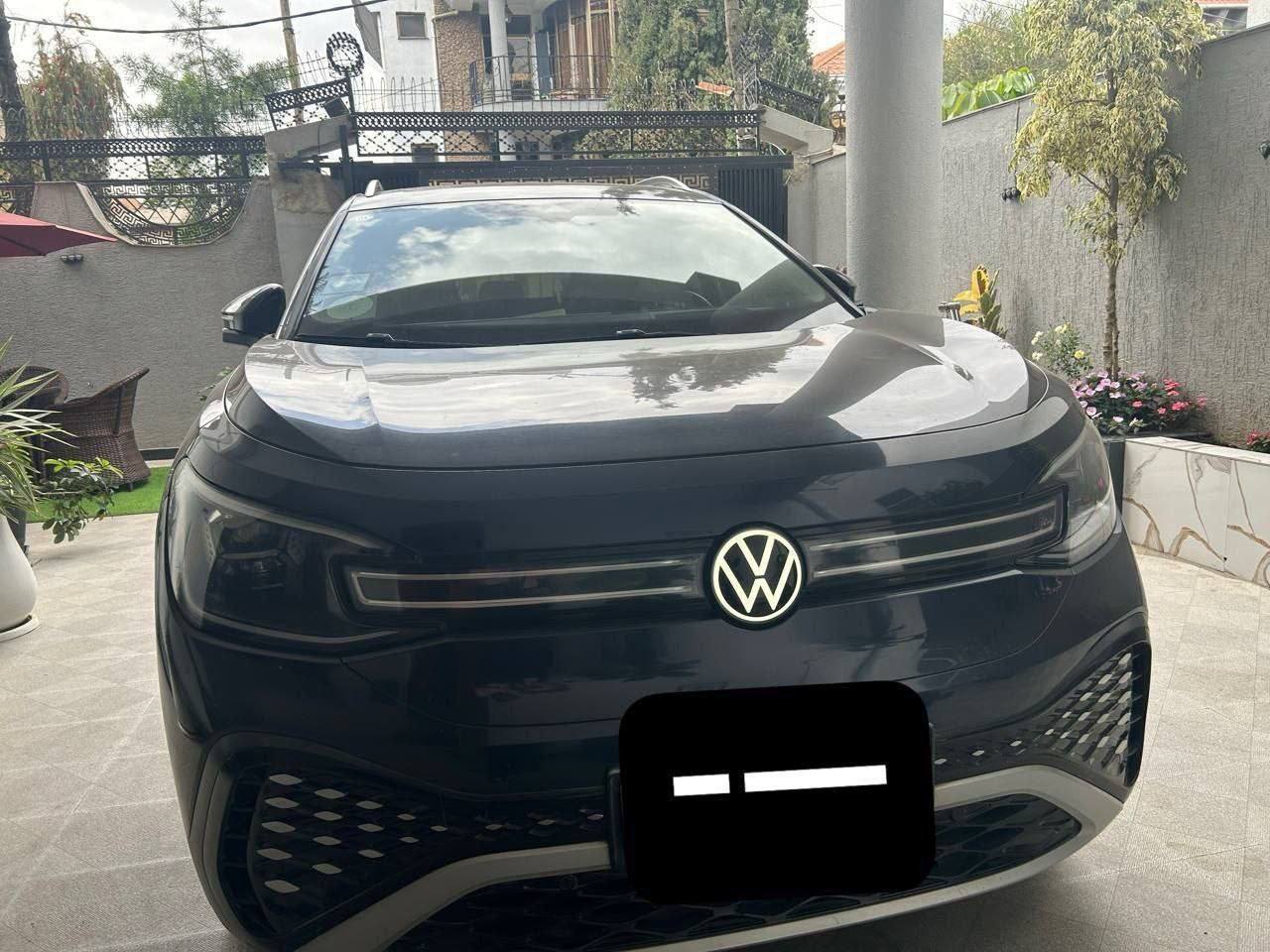 2022 Model-Volkswagen ID.6 Crozz Pro