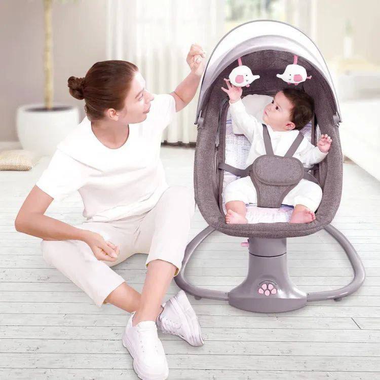 Mastela Deluxe Multi-Functional Bassinet