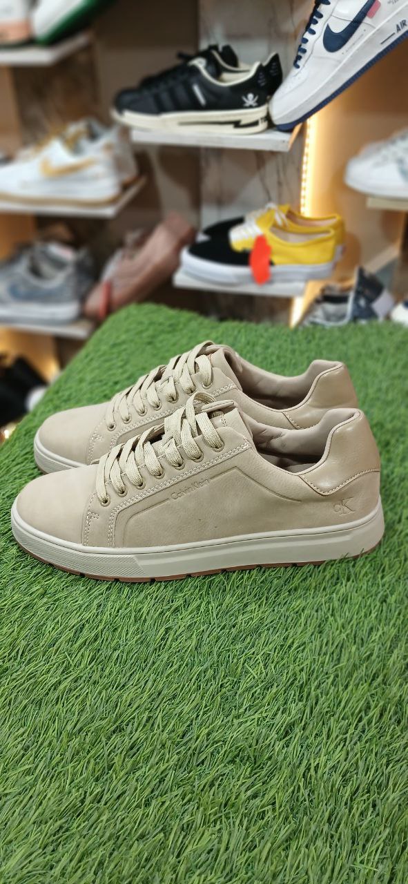 Calvin Klein Men's Shies