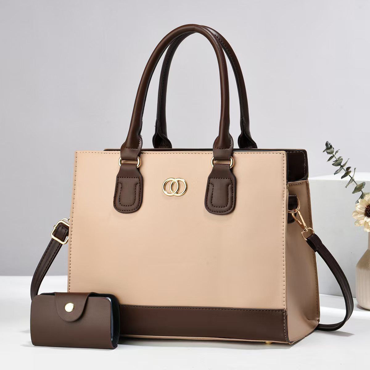 Lexury Brand New Women's Handbag