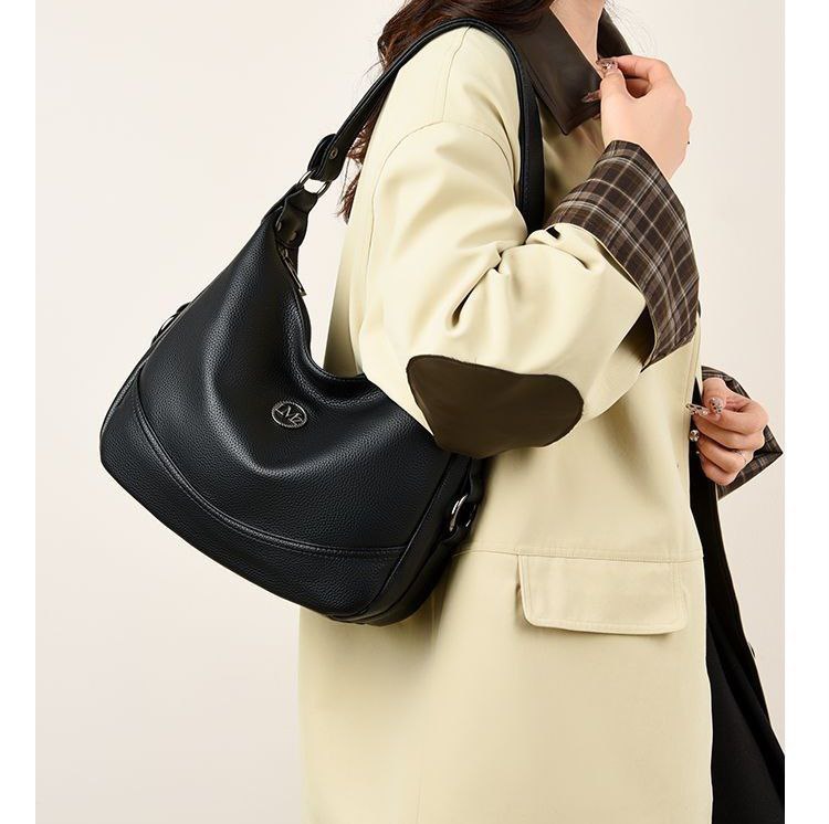 Lexury Brand New Women's Handbag