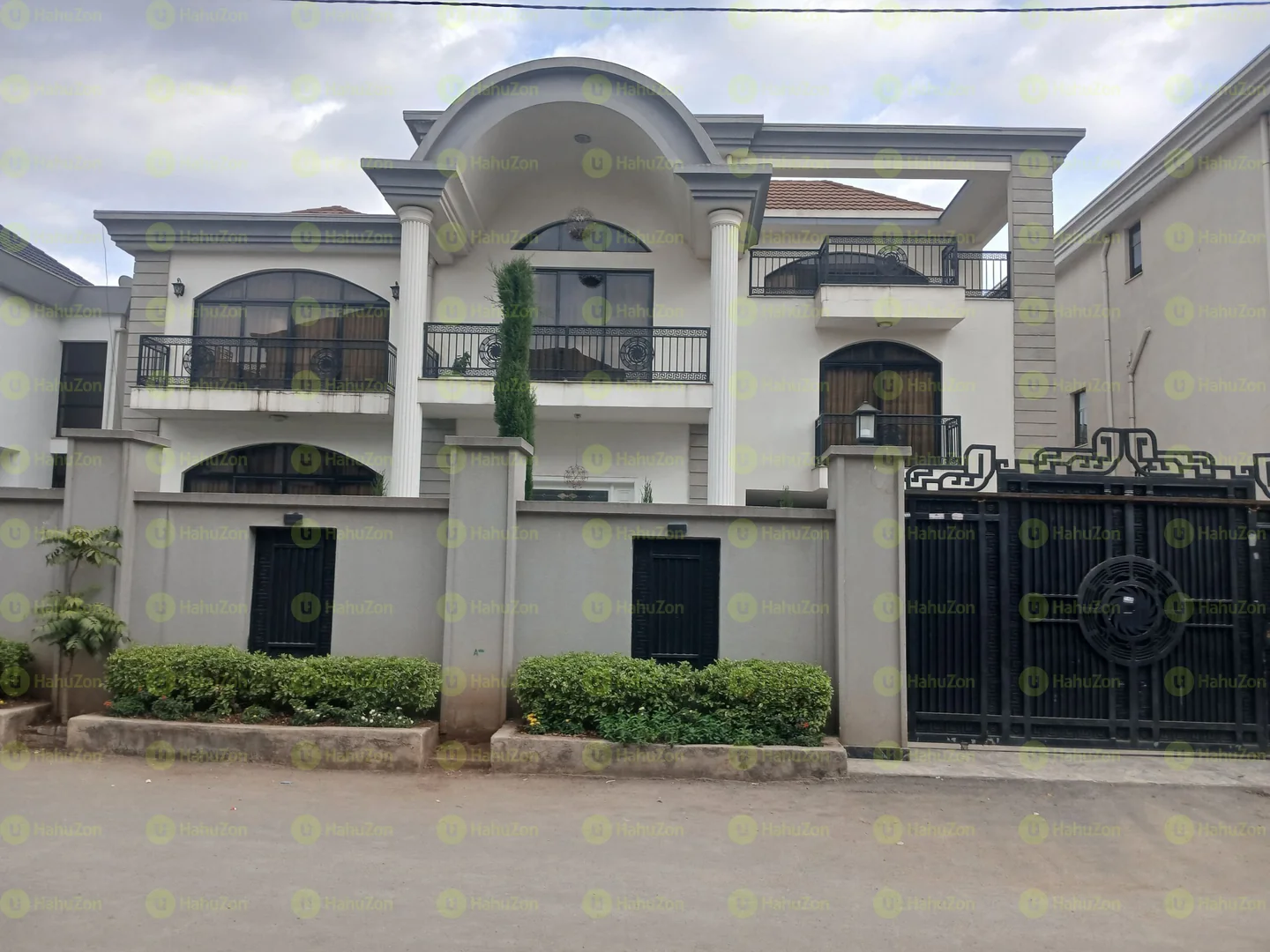 500 ካሬ የሚሸጥ B+G+2 ቤት በአያት