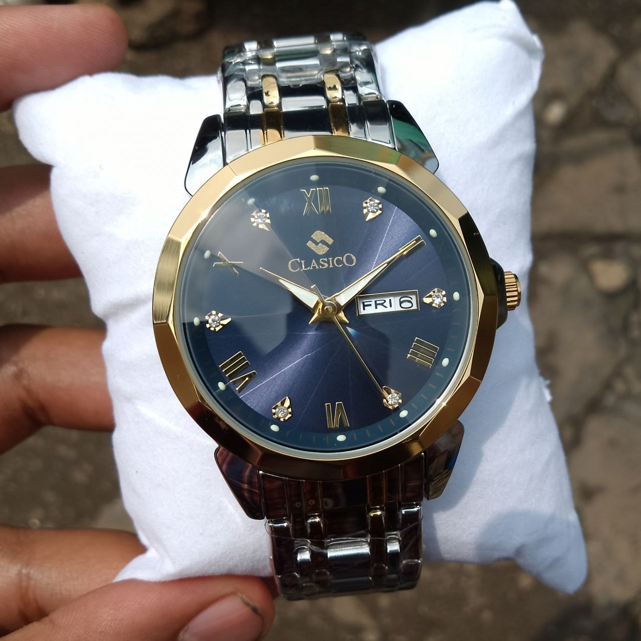 Clasico Men's Fashion Watches