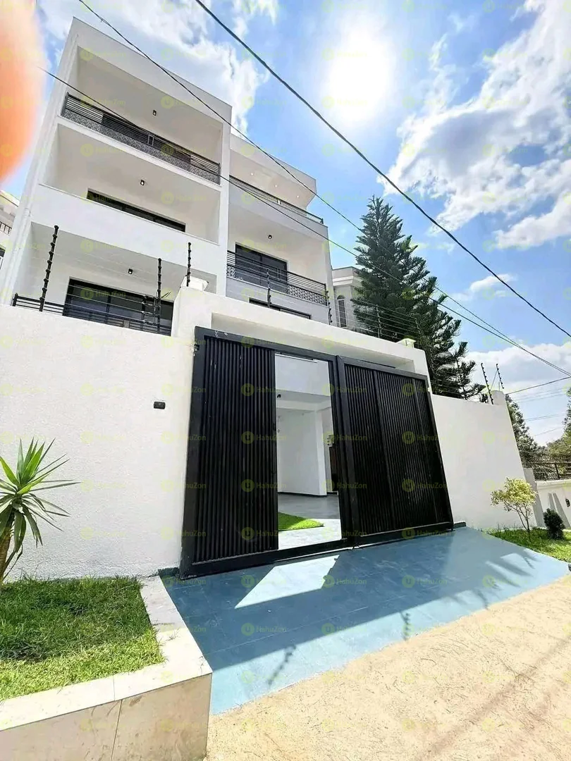 175 ካሬ የሚሸጥ G+3 ቤት በቦሌ ቡልቡላ