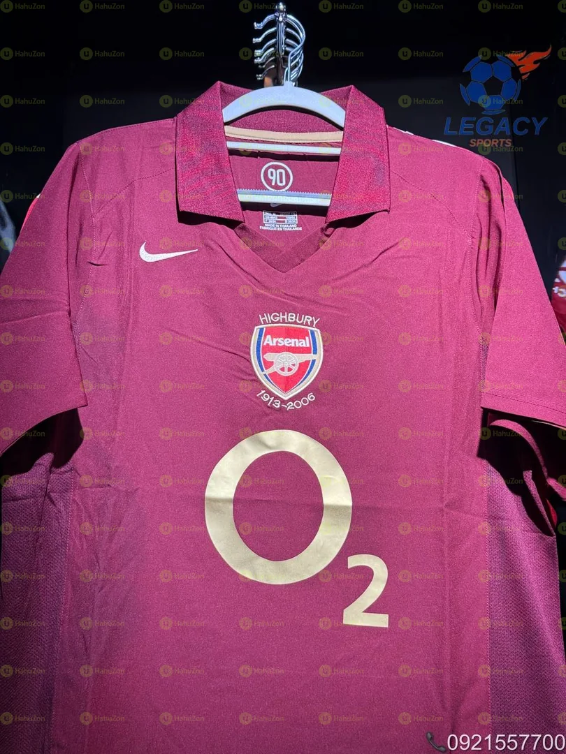Arsenal 2005/2006 Home Retro Jersey