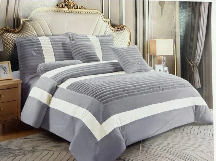 7 Pcs Comforter Set