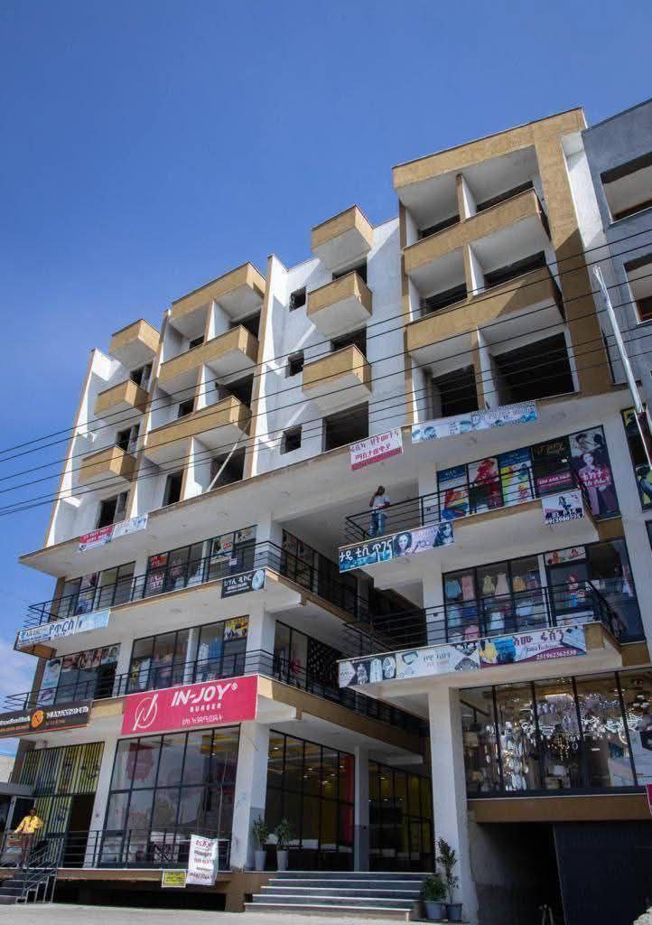702 ካሬ የሚሸጥ B+G+6 ህንጻ በቃሊቲ