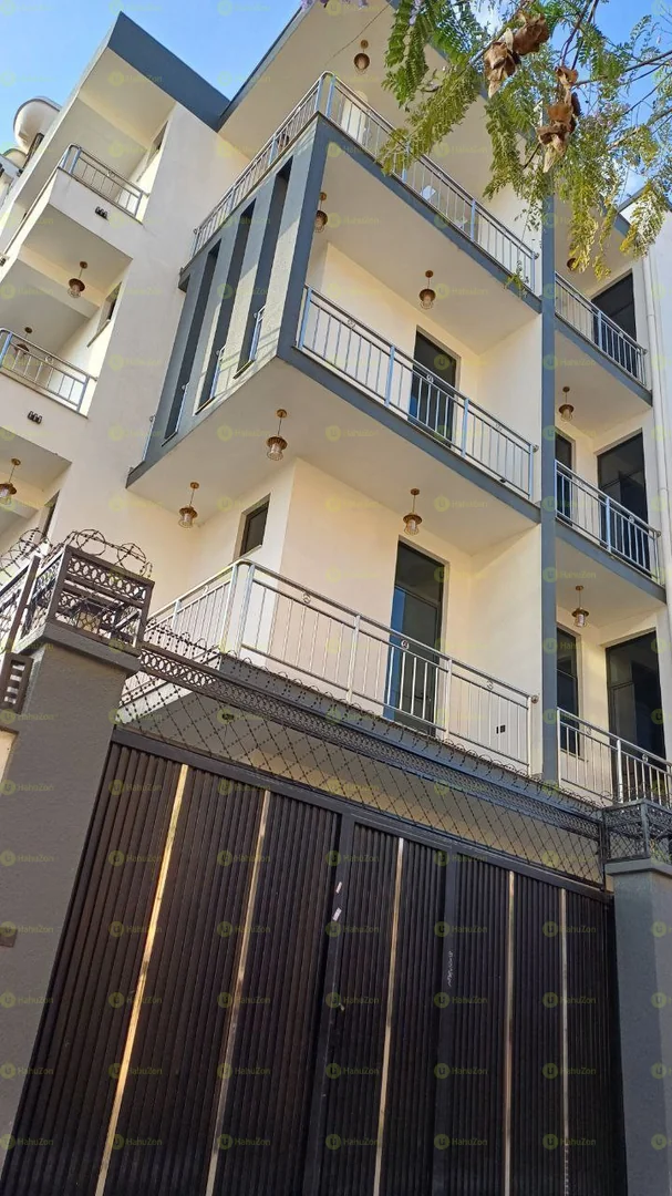 150 ካሬ የሚሸጥ ጂ+3 ቤት በሰሚት