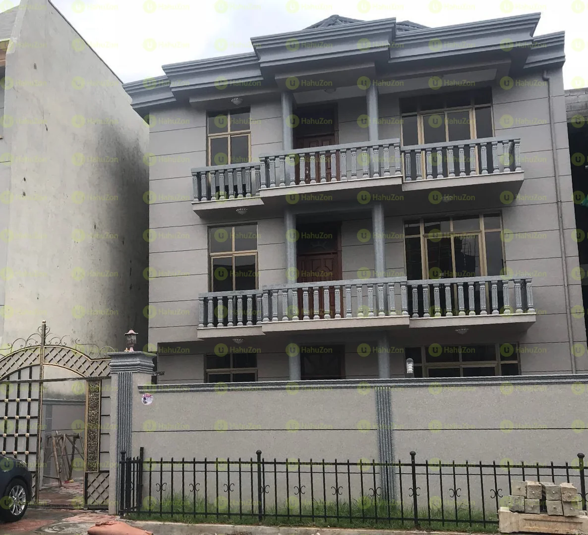 250 ካሬ የሚሸጥ ጂ+2 ቤት በሰሚት