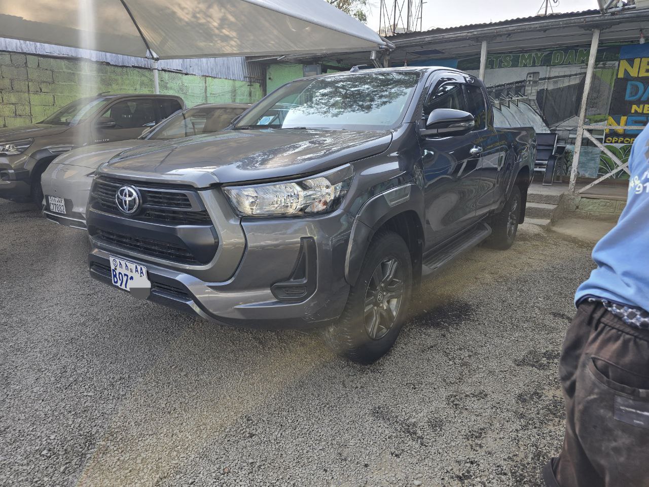 2021 Model-Toyota Hilux Kin Cab