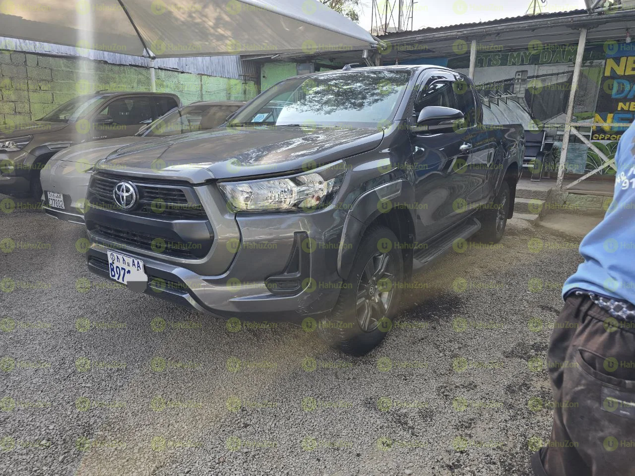 2021 Model-Toyota Hilux Kin Cab