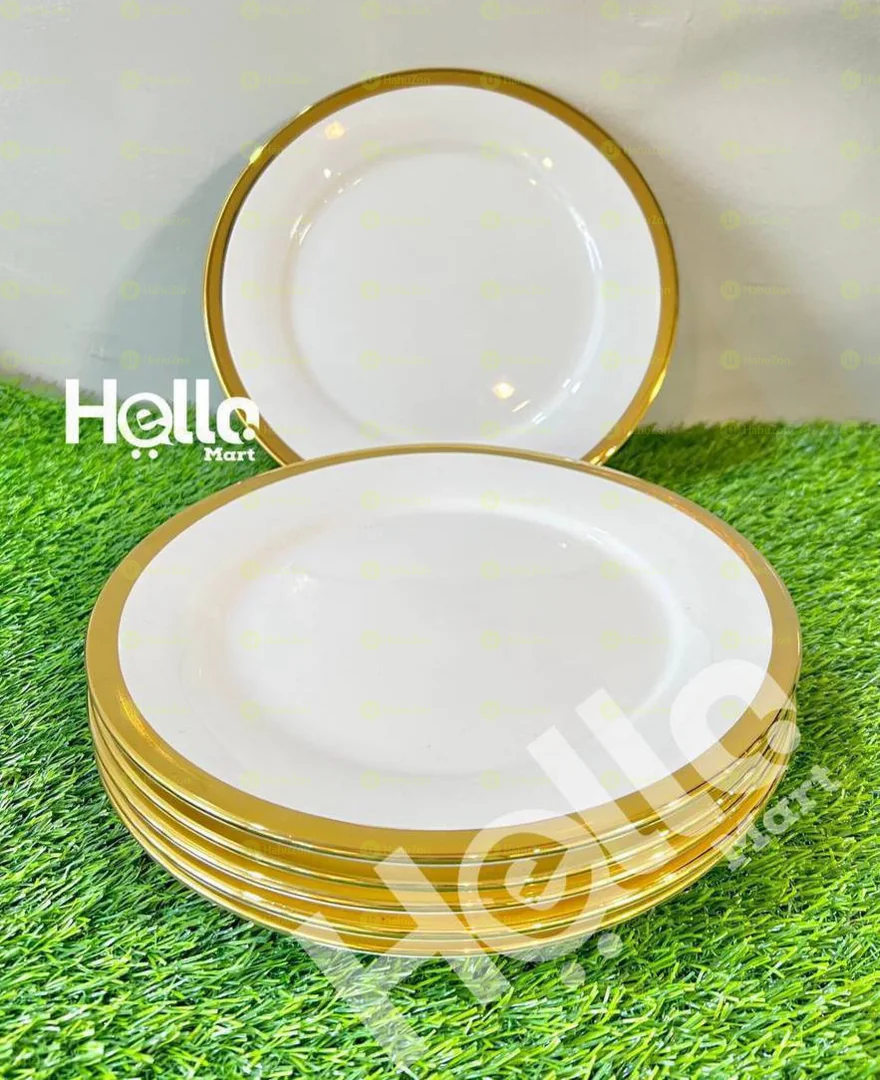 ውብ የሆነ ሸክላ የመመገቢያ ሰሀን