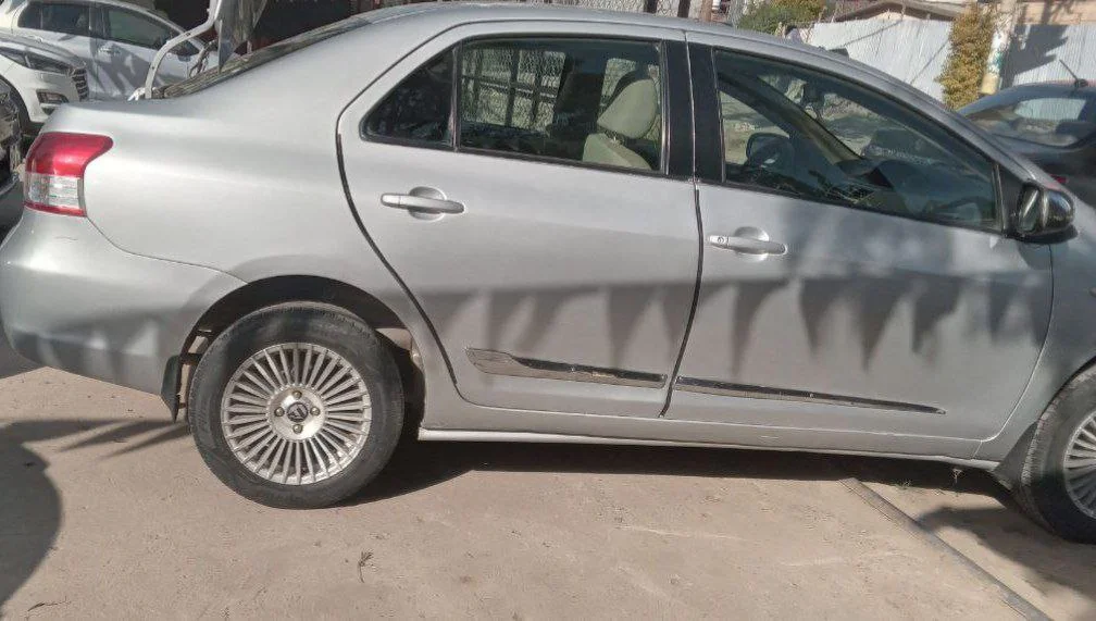 2007 Model-Toyota Yaris Belta