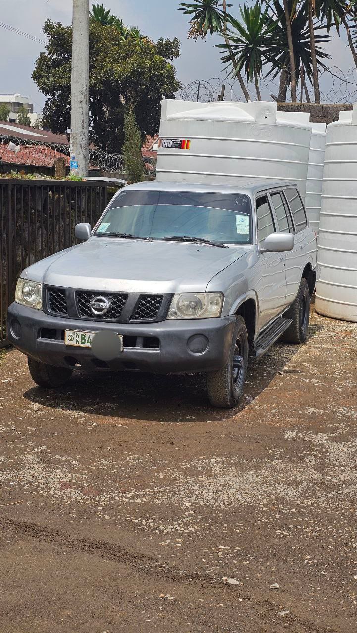 2010 Model-Nissan Patrol