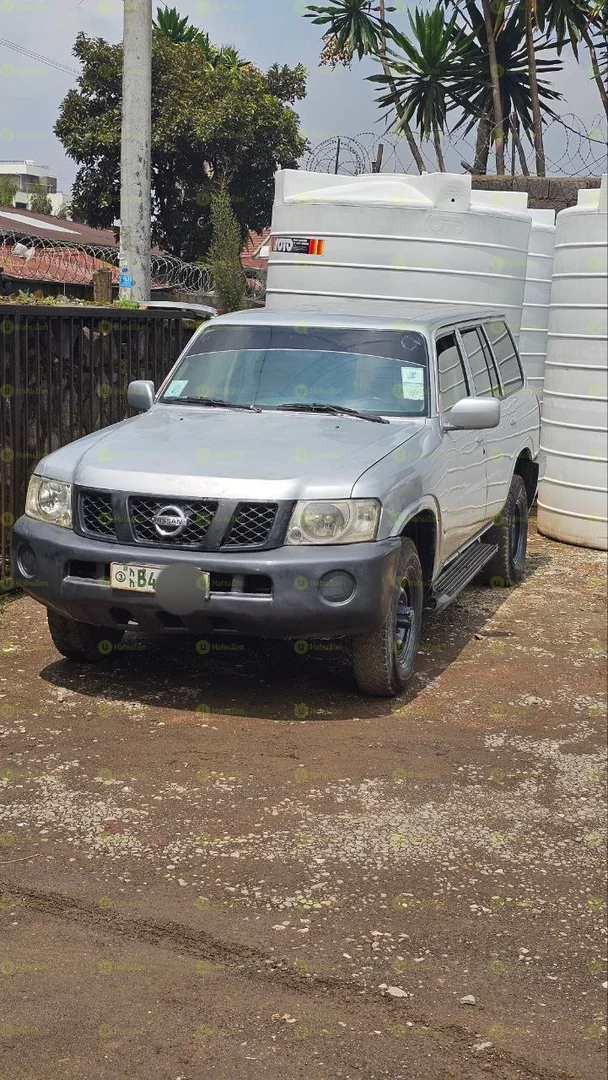 2010 Model-Nissan Patrol