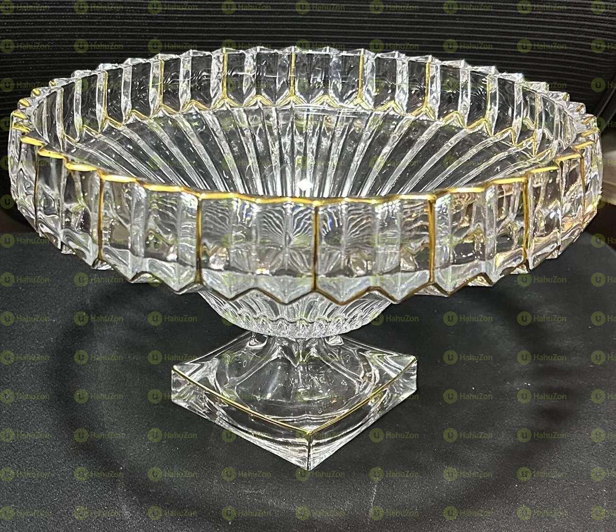 የፍሩት የኩኪስ የዳቦ የፈንድሻ  ማቅረቢያ