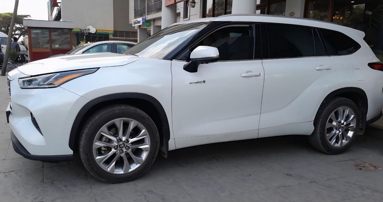 2023 Model-Toyota Highlander