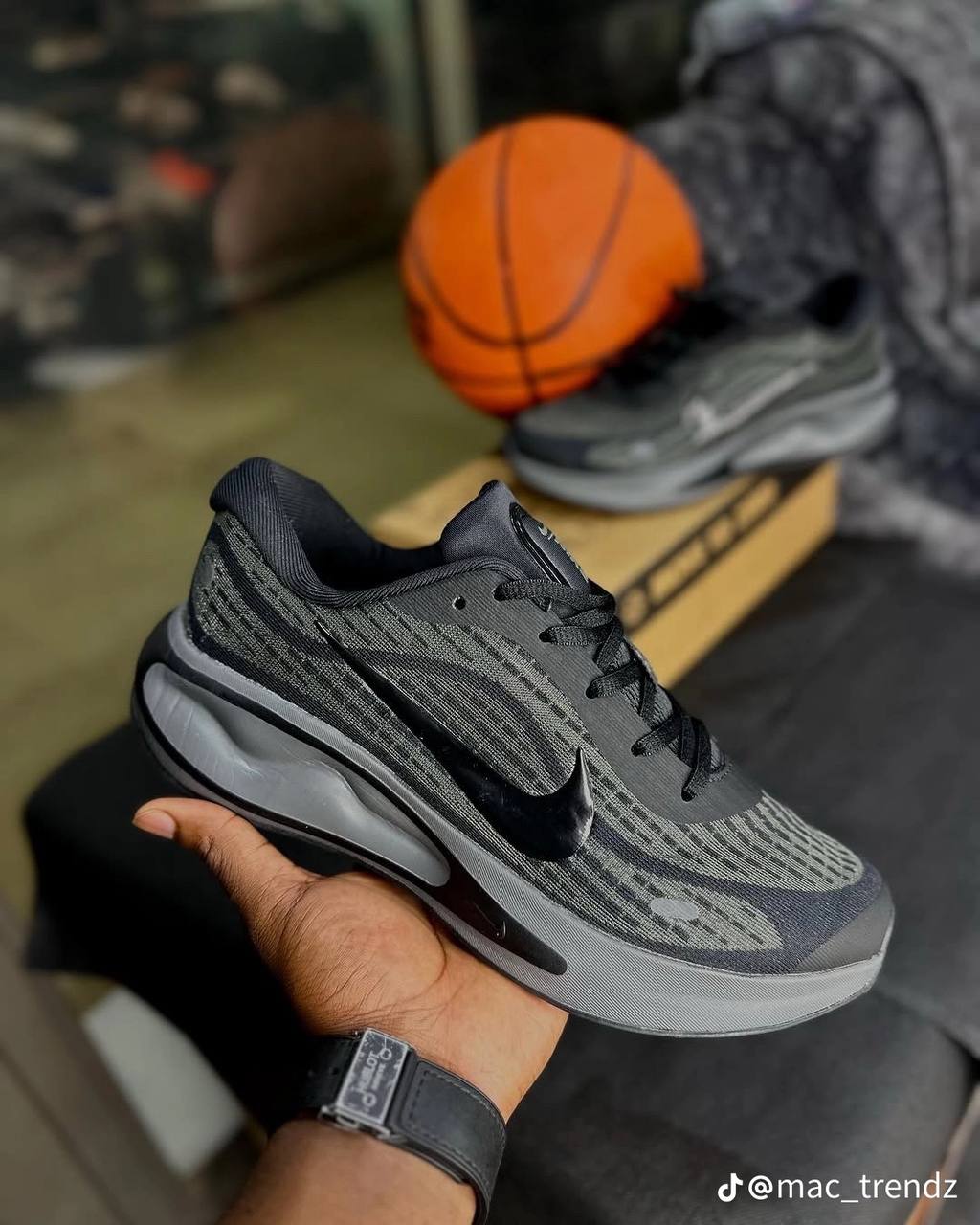 Nike Journey Men's Shoes