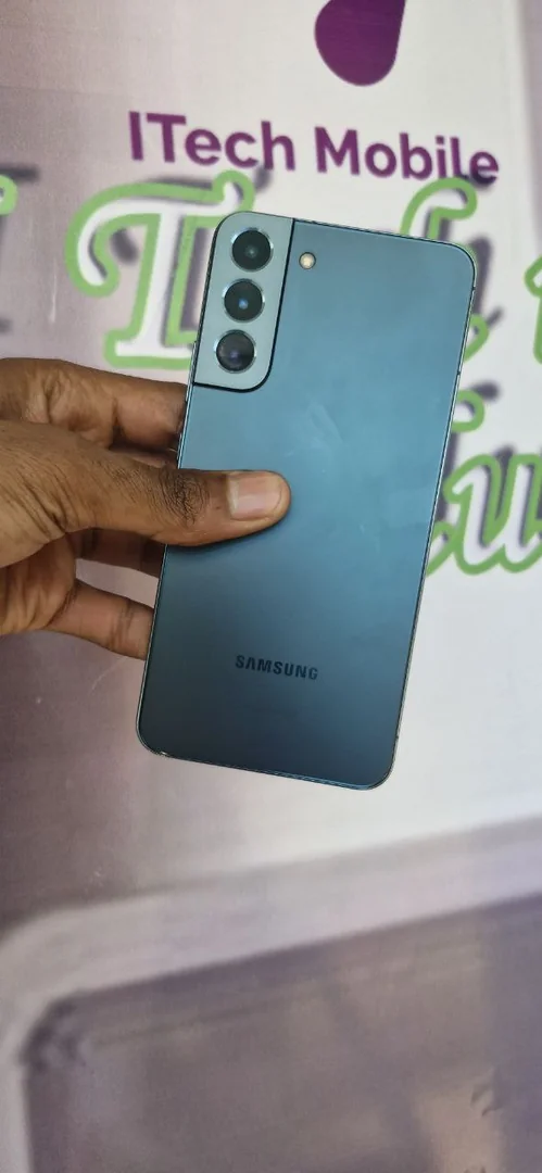 Samsung Galaxy S22 Plus