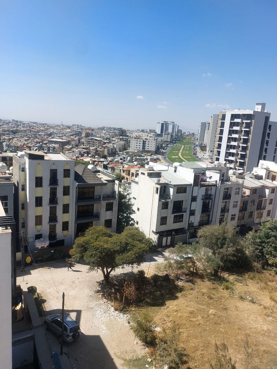 ባለ 3 መኝታ ዘመናዊ አፓርትመንት በአያት ዞን 3