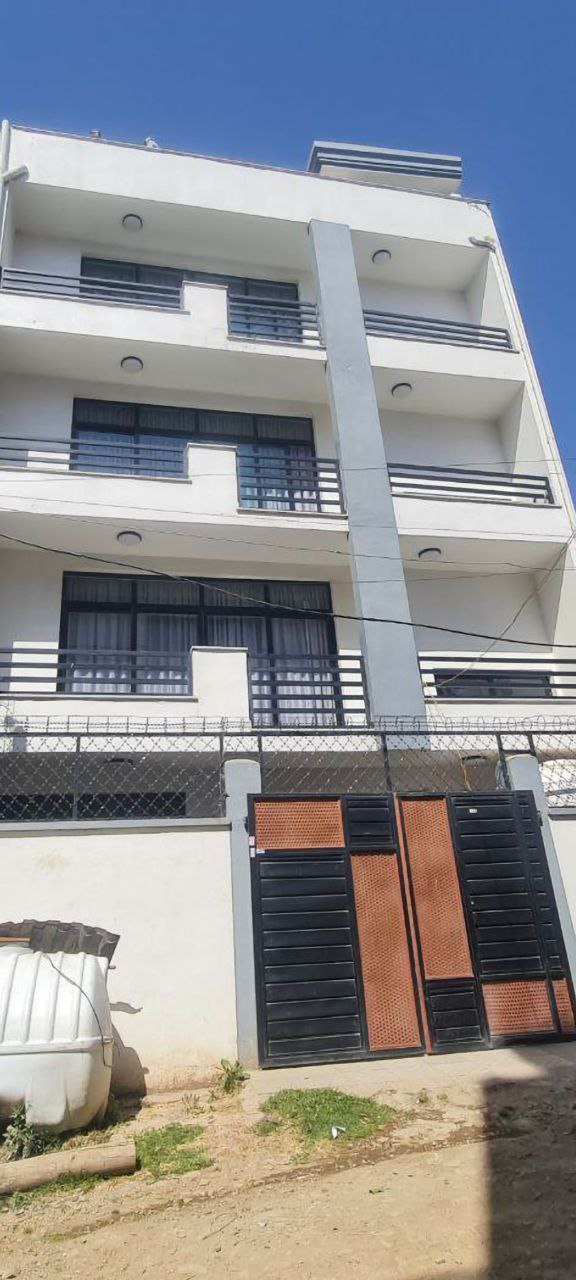 90 ካሬ የሚሸጥ ቤት በአያት