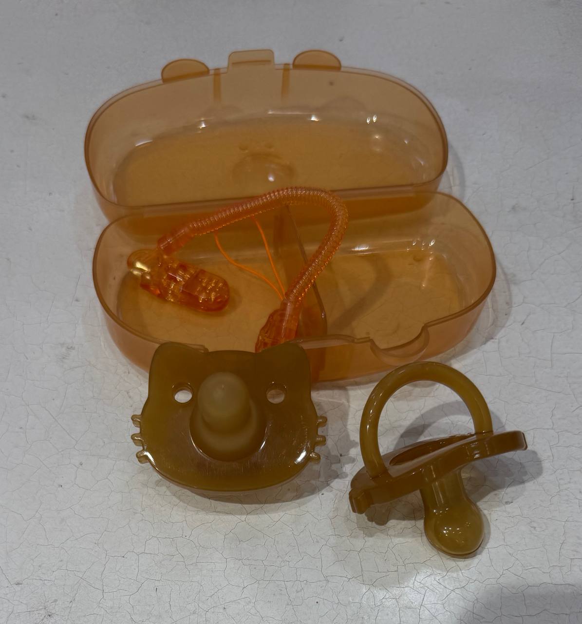 2 ፍሬ ሲልከን የእንጀራ እናት