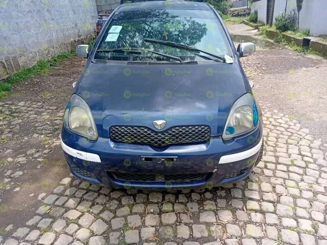 2004 Model-Toyota Vitz