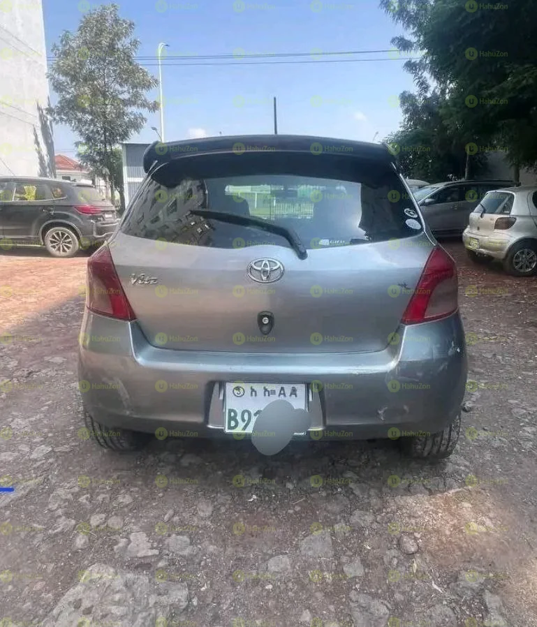 2007 Model-Yaris Compact