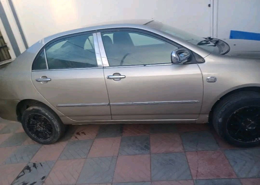 2006 Model-Toyota Corolla