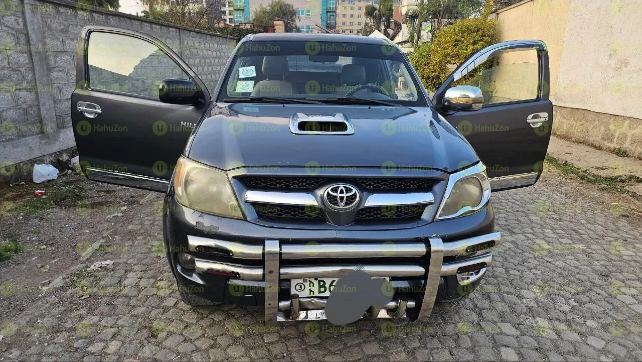 2008 Model- Toyota Hilux D4D Kin Cab
