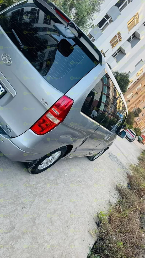 2013 Model-HyundaI Starex