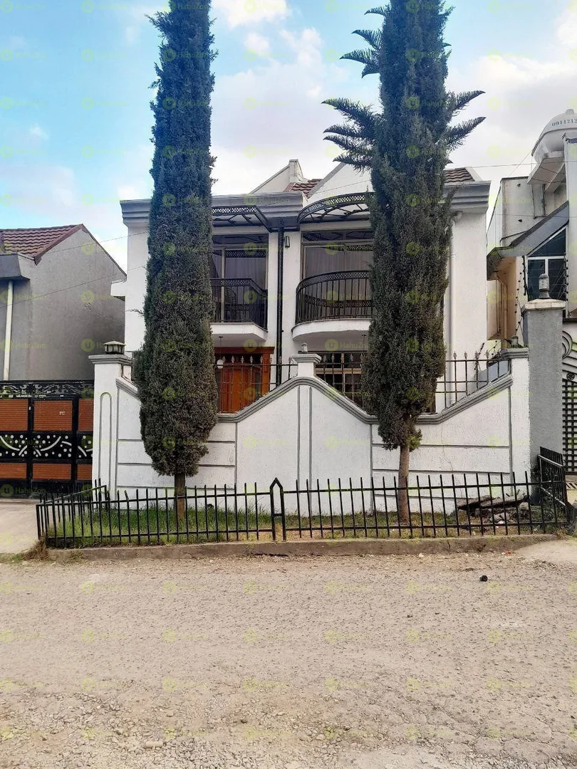 204 ካሬ የሚሸጥ ዘመናዊ G+1 ቤት በአያት